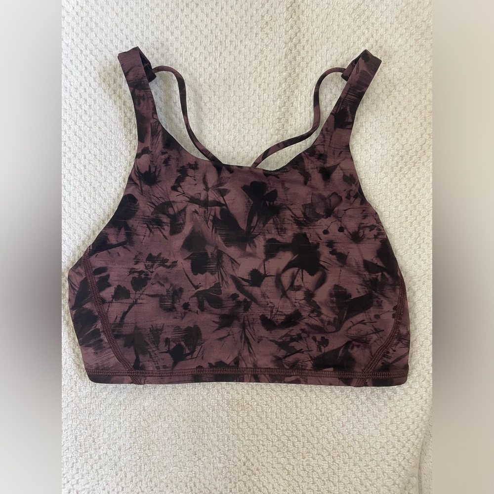 Lululemon sports bra